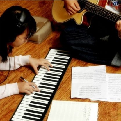 49 Key Portable Flexible Digital Keyboard Piano 10 Rhythms Electronic Roll Up Piano Children Toys Built-in Speaker 3