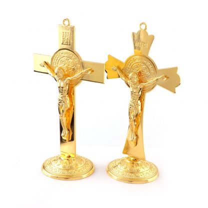 Gold Color Fashion Jesus Catholic Christian Holy Crucifix Ornaments Cross  Emmanuel Jesus Cross Statue with Base Figure Figurine